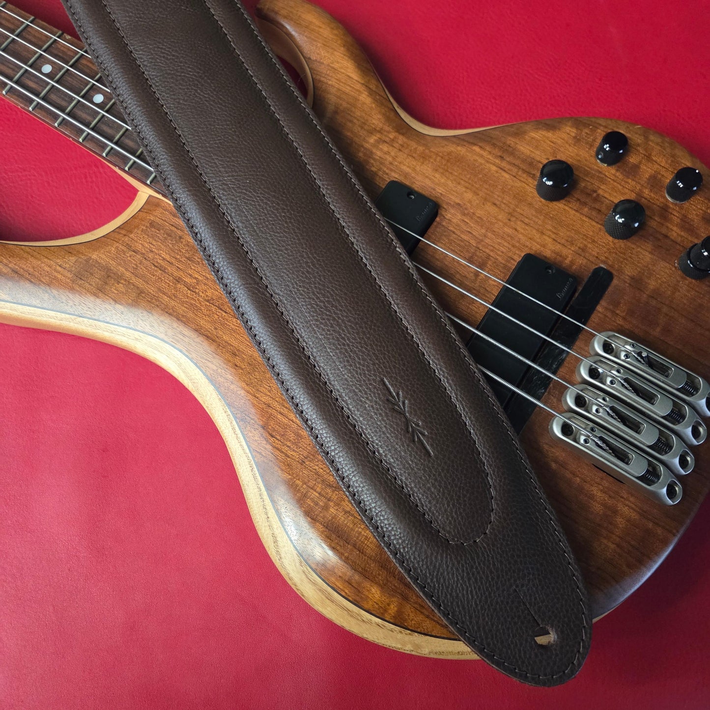 BS68 Brown 4" Leather Bass Strap - B-stock