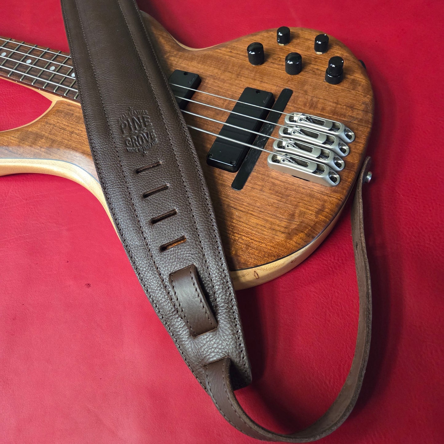 BS68 Brown 4" Leather Bass Strap - B-stock