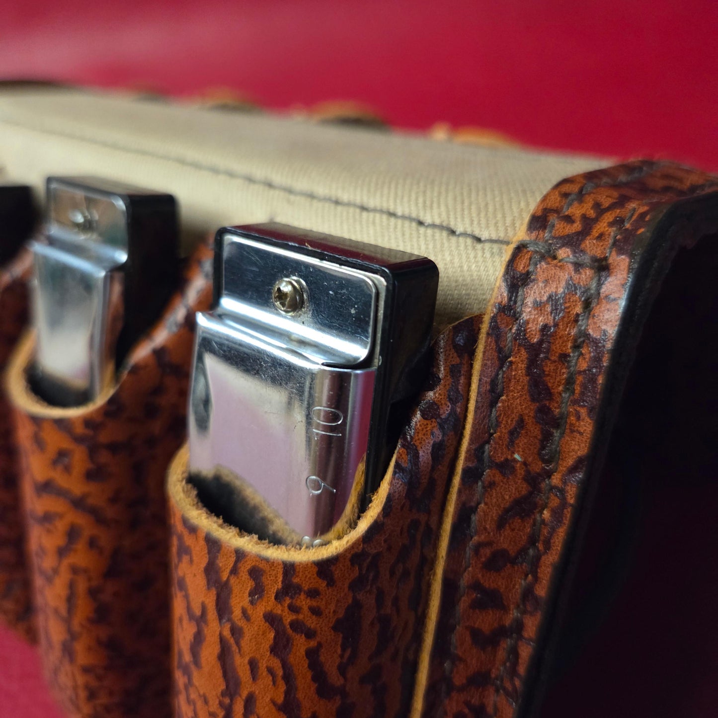 12-Pack Leather Harmonica Case - old stock