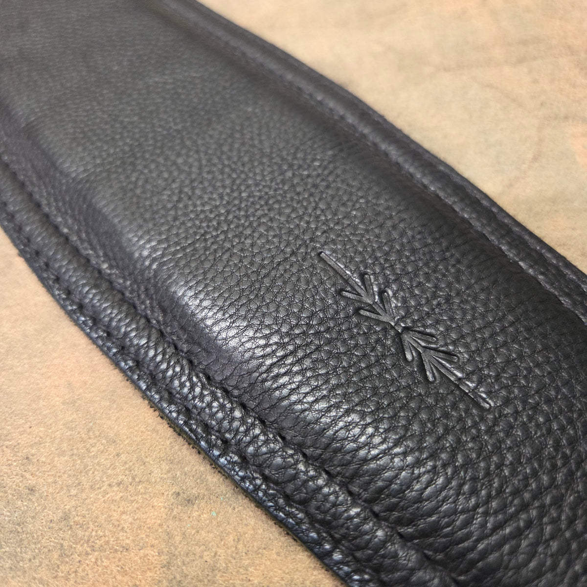 BS64 Black 4" Custom Bass Strap - old stock