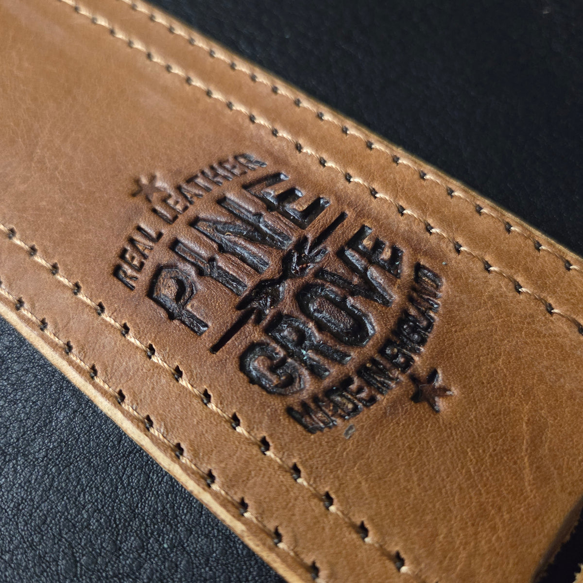 GS41 Tan Leather Guitar Strap - B-stock