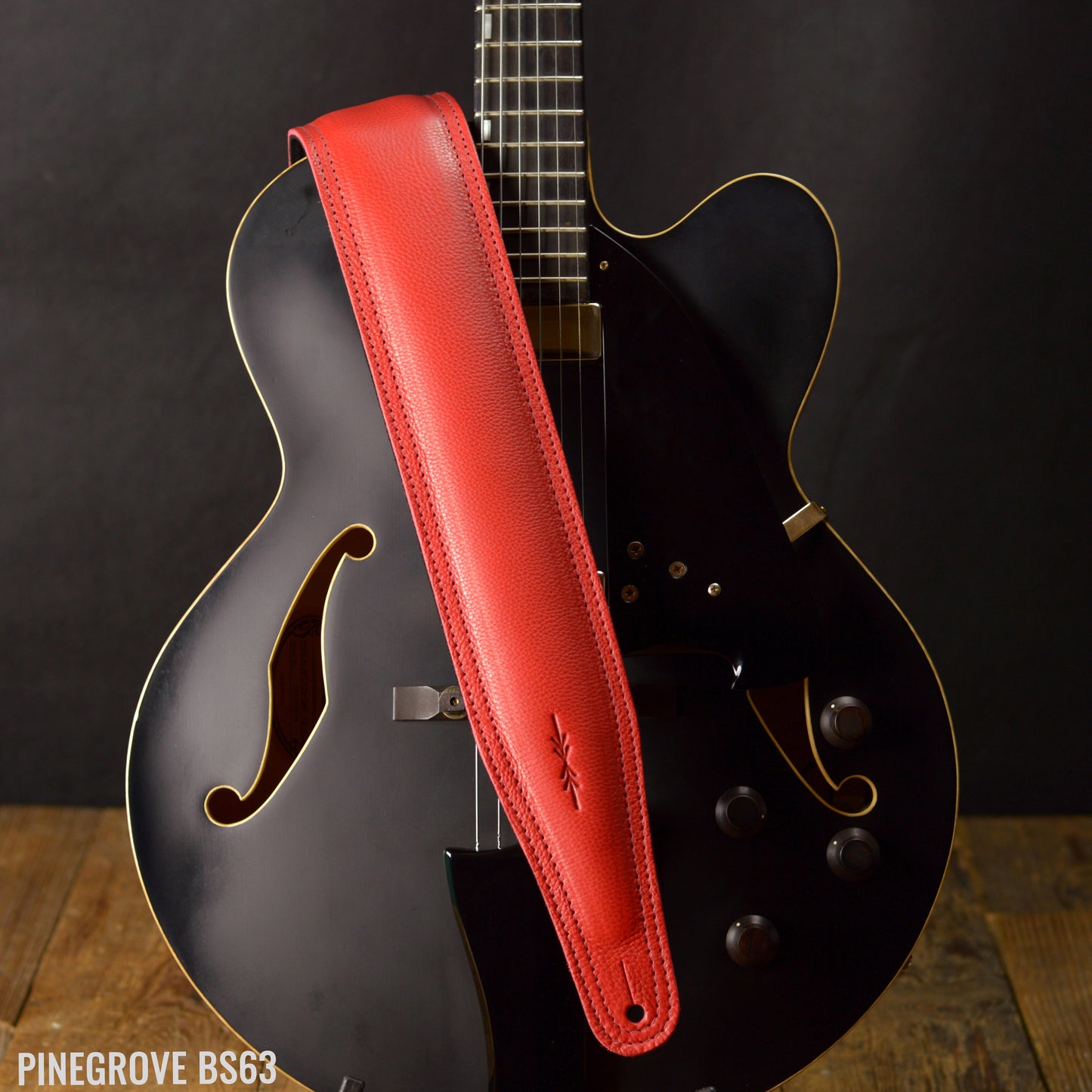 BS63 Wide Padded Guitar Strap - Natural Leather