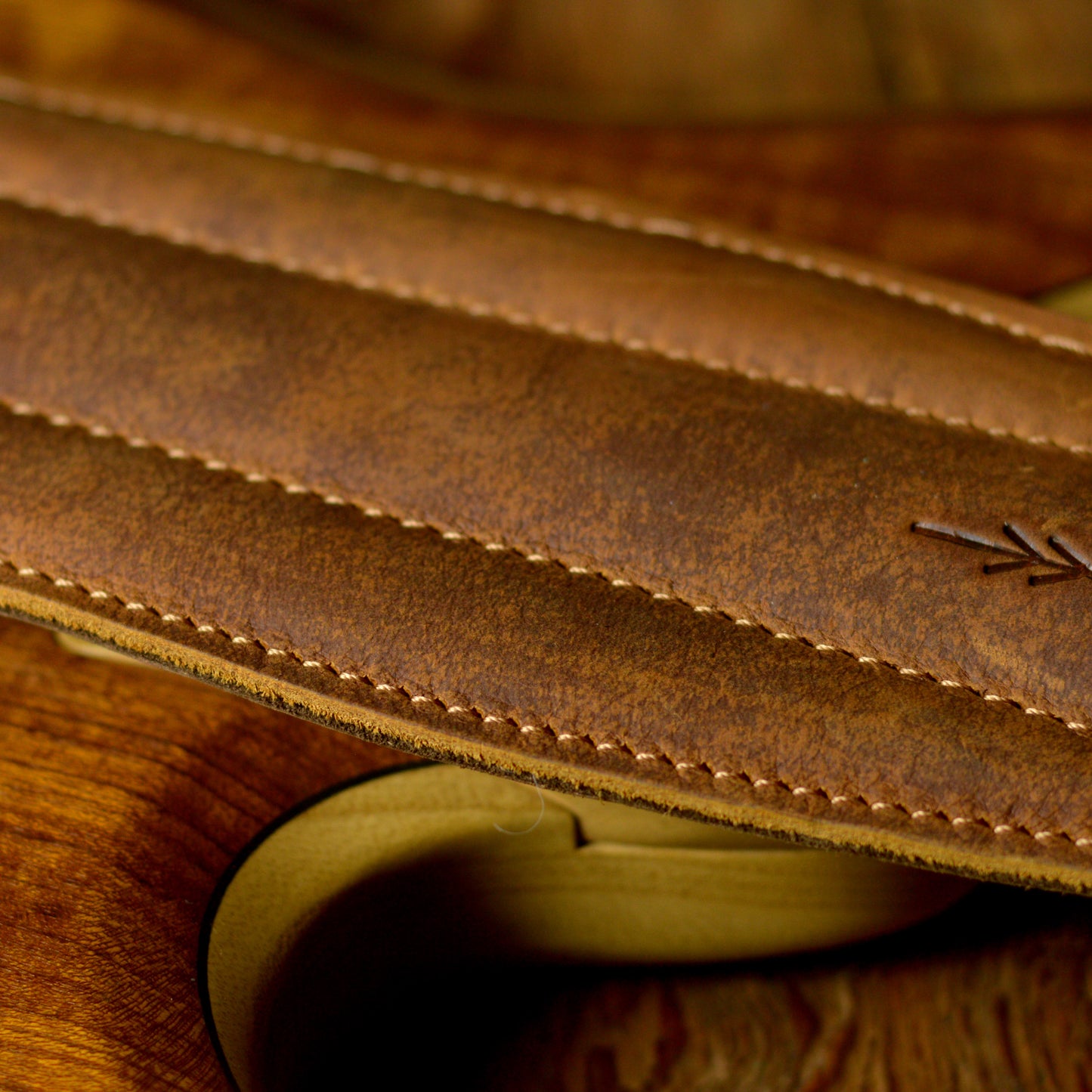BS64 4"/100mm Bass Guitar Strap - Smooth Leather