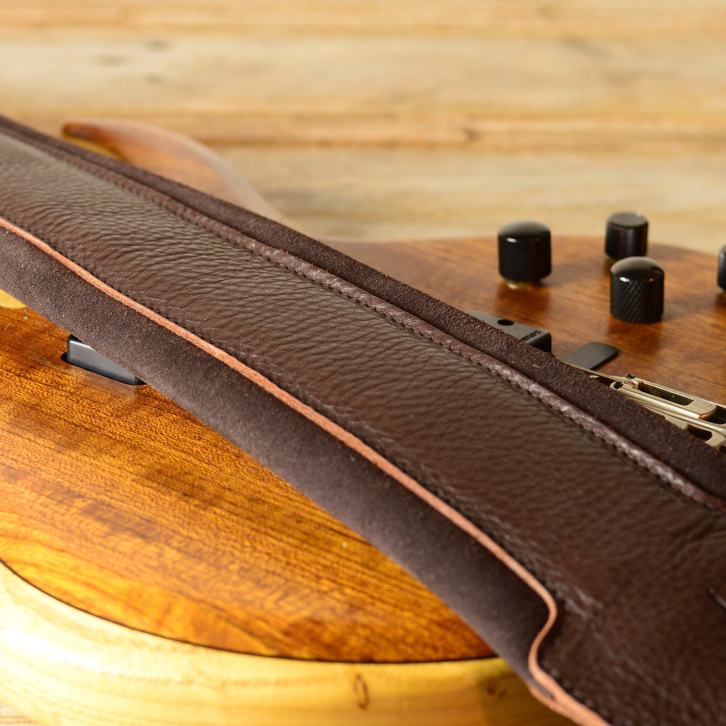 BS66 Deluxe Bass Guitar Strap - Natural Leather