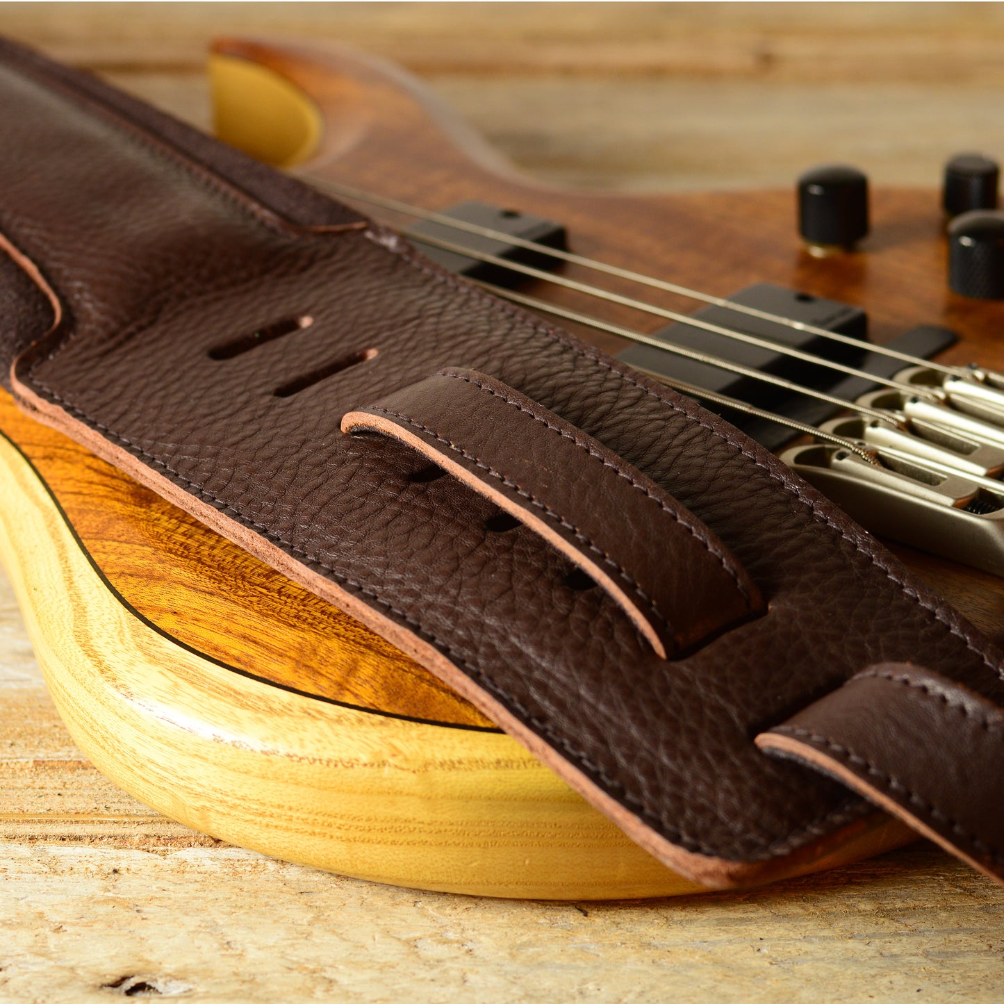 BS66 Deluxe Bass Guitar Strap - Natural Leather