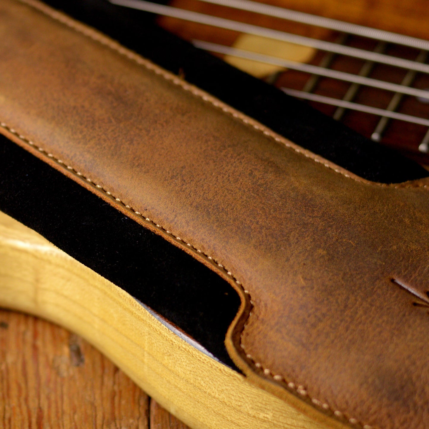 BS66 Deluxe Bass Guitar Strap - Smooth Leather