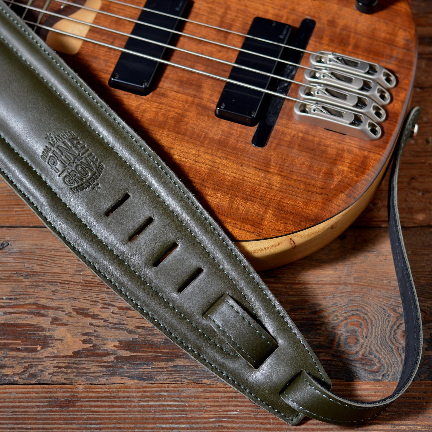 BS68 4" Surfboard Bass Guitar Strap - Smooth Leather