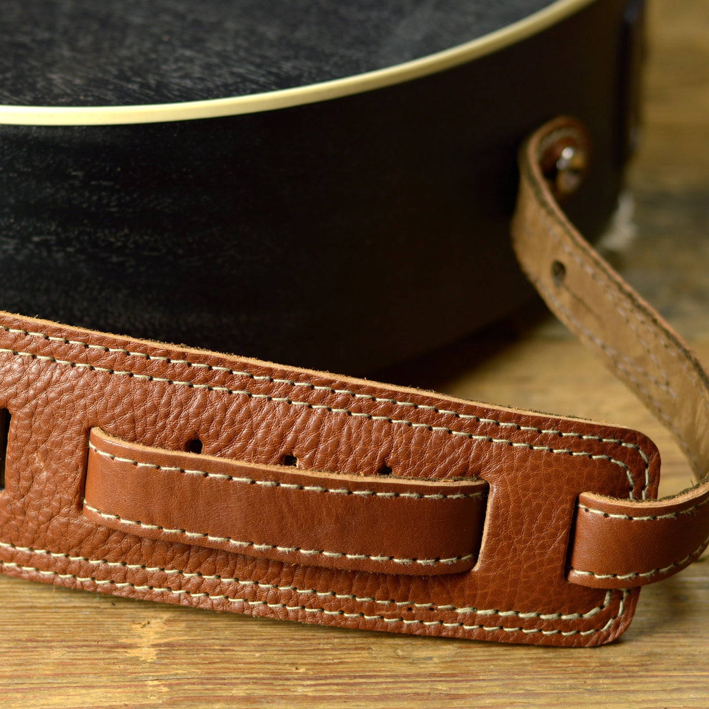 BS73 Western Guitar Strap - Silver Conchos