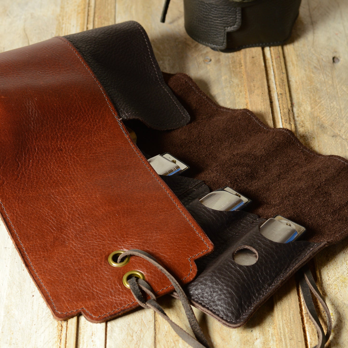 Straight-8 Leather Harmonica Case