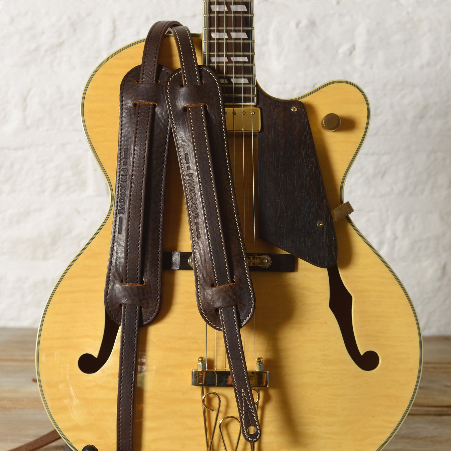 GS24 Vintage Guitar Strap