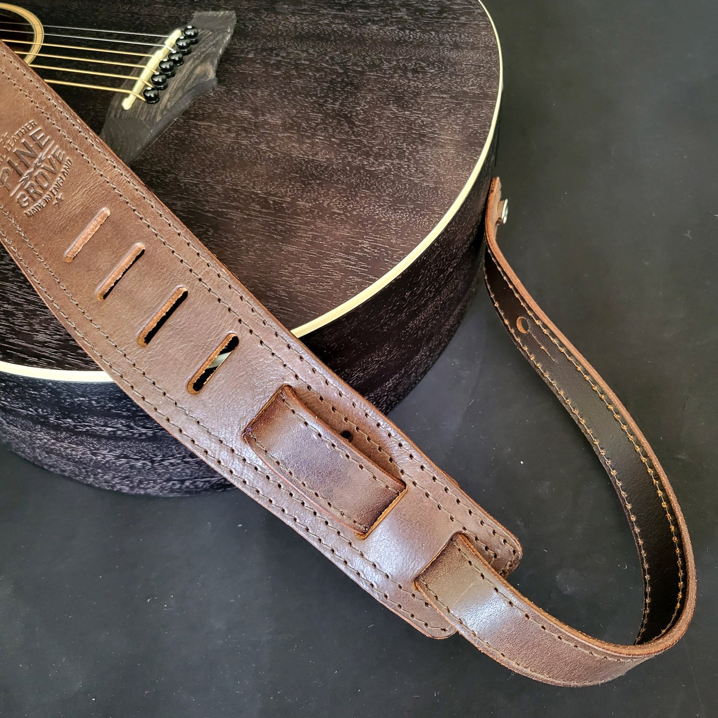 GS51 Solid Leather Guitar Strap