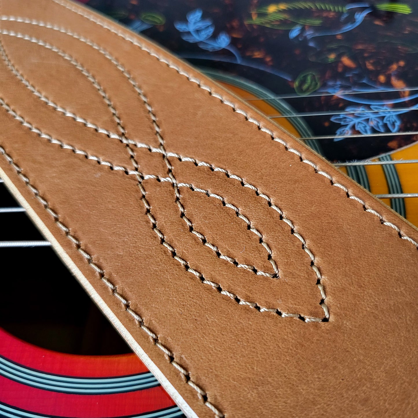 GS51 Solid Leather Guitar Strap