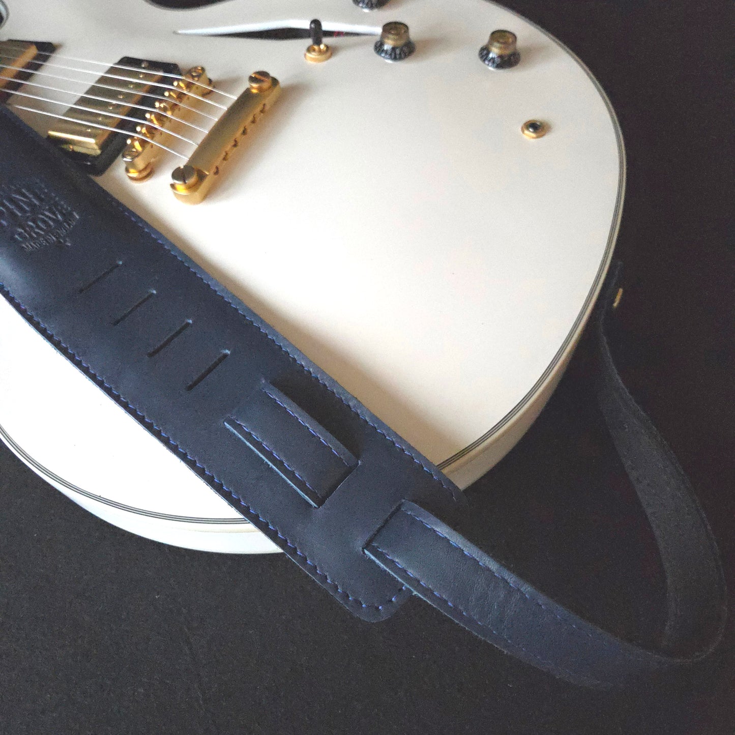 GS58T Triple Colour Guitar Strap