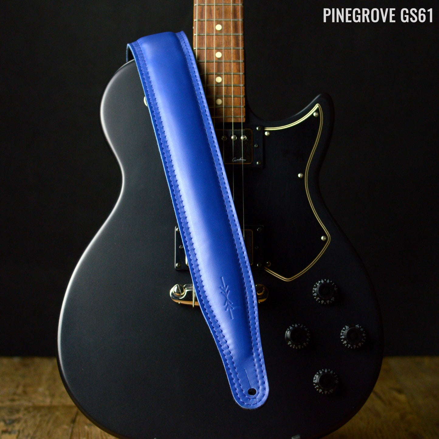 GS61 Padded Guitar Strap - Smooth Leather