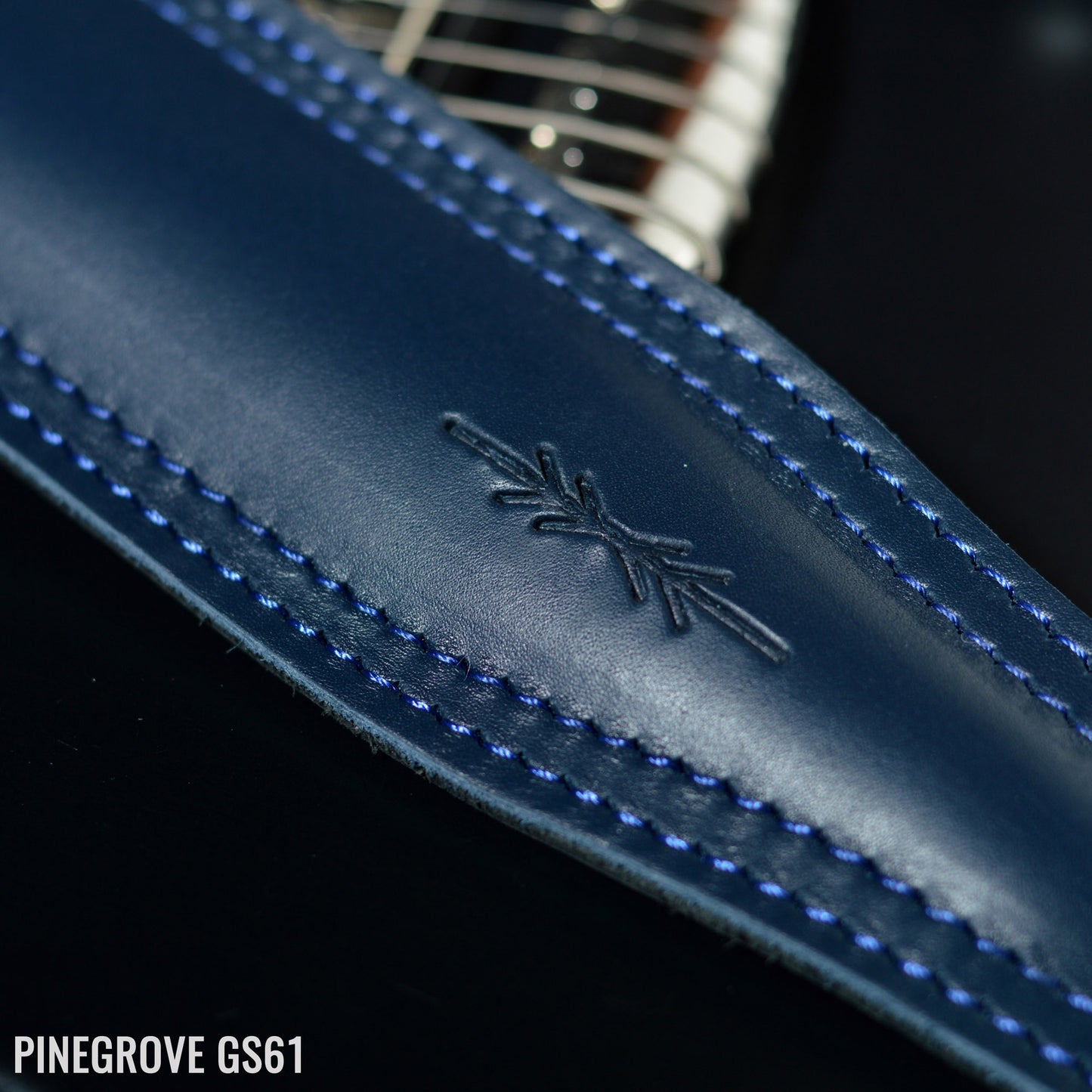 GS61 Padded Guitar Strap - Smooth Leather