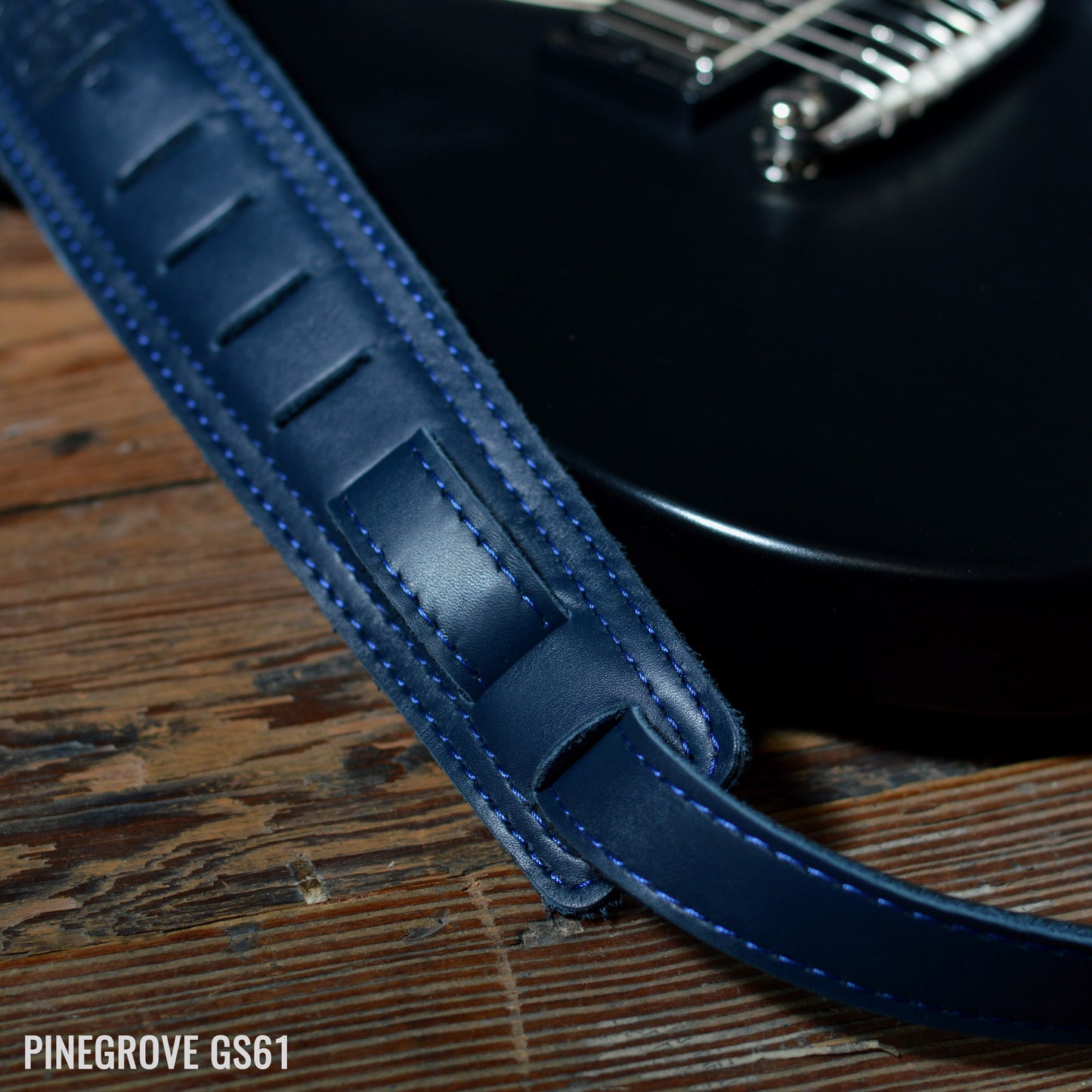 GS61 Padded Guitar Strap - Smooth Leather