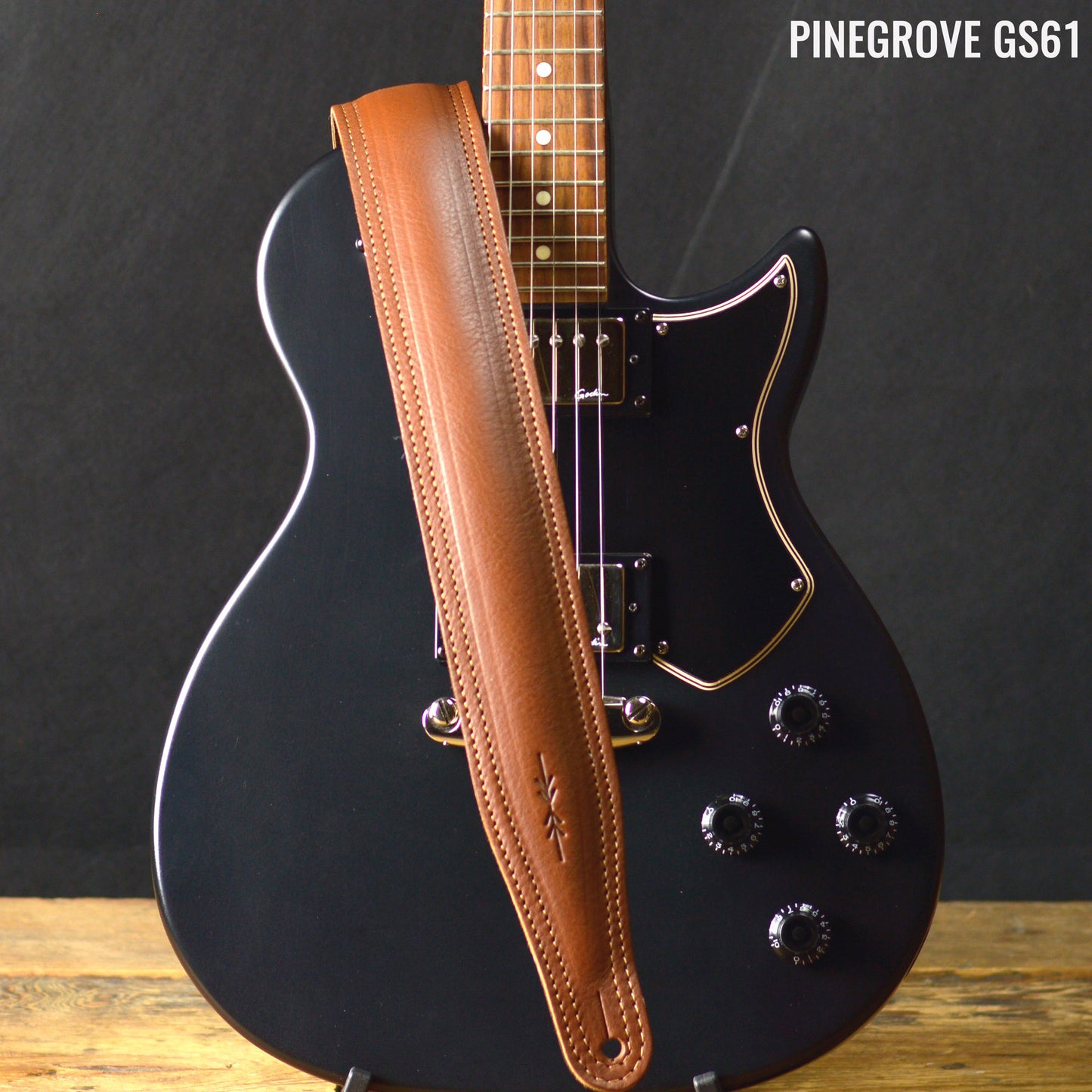 GS61 Padded Guitar Strap - Natural Leather