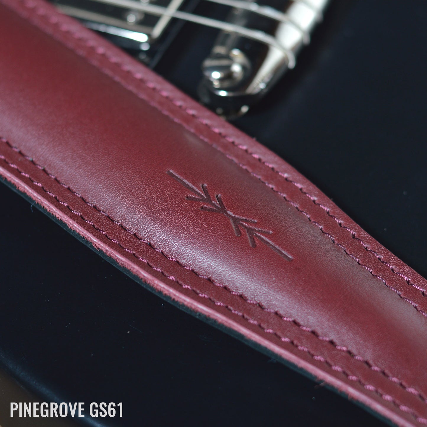 GS61 Padded Guitar Strap - Smooth Leather