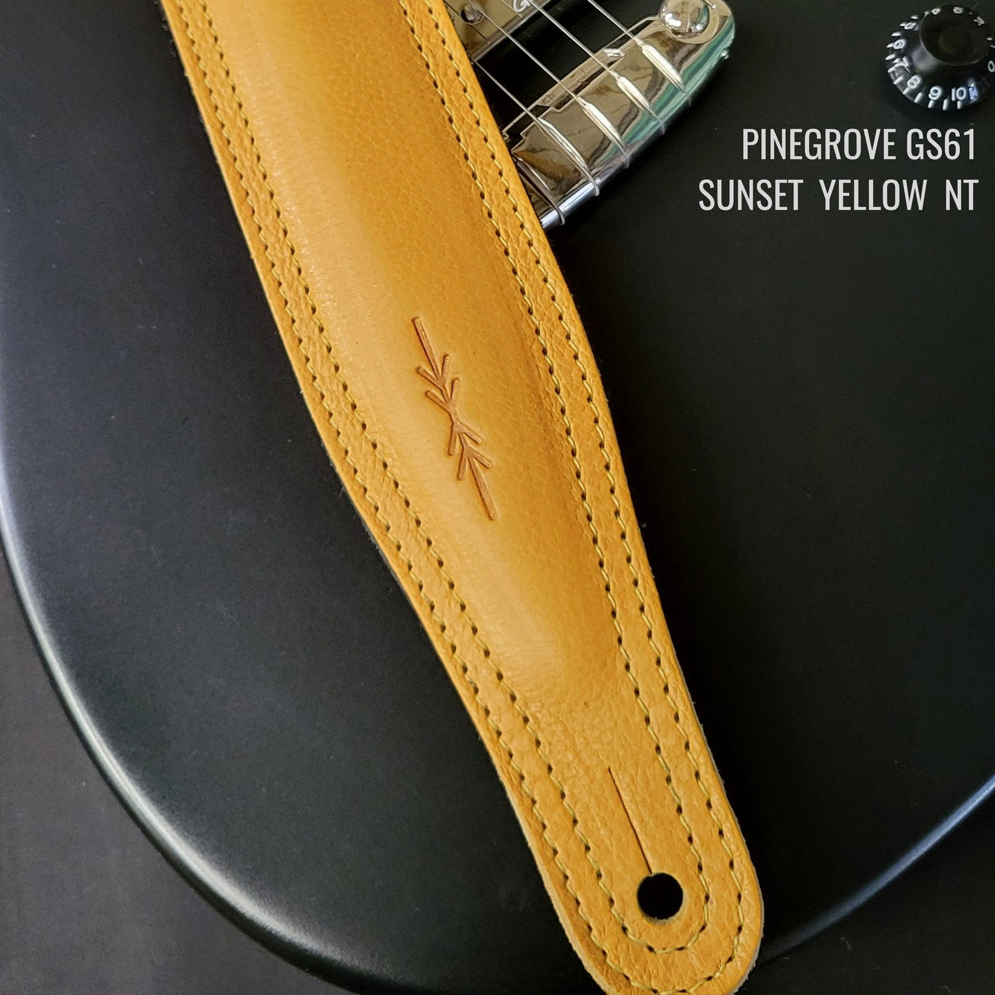 GS61 Padded Guitar Strap - Natural Leather