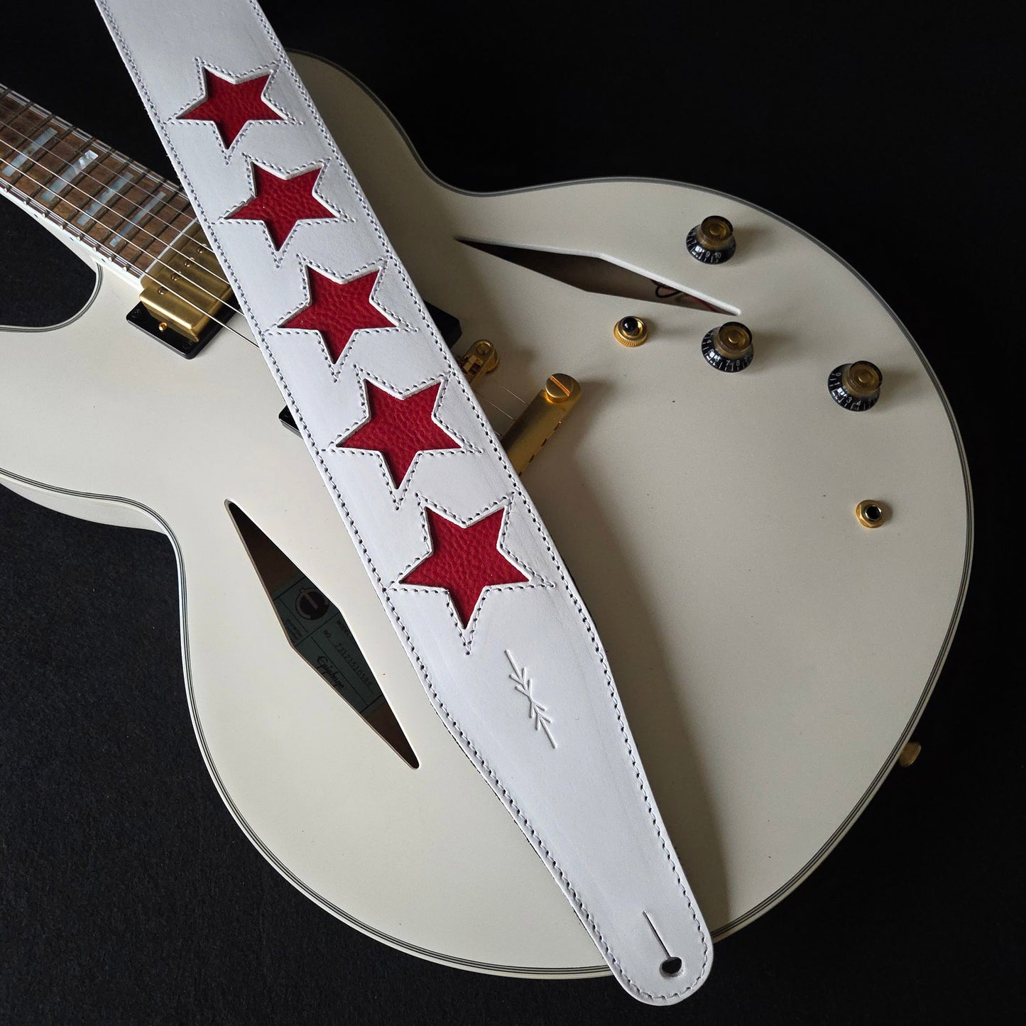 GS96 Leather Guitar Strap With Stars
