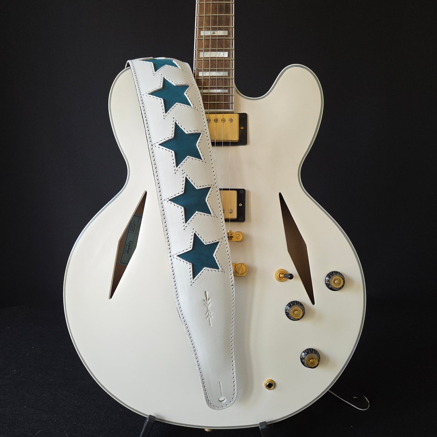 GS96 Leather Guitar Strap With Stars