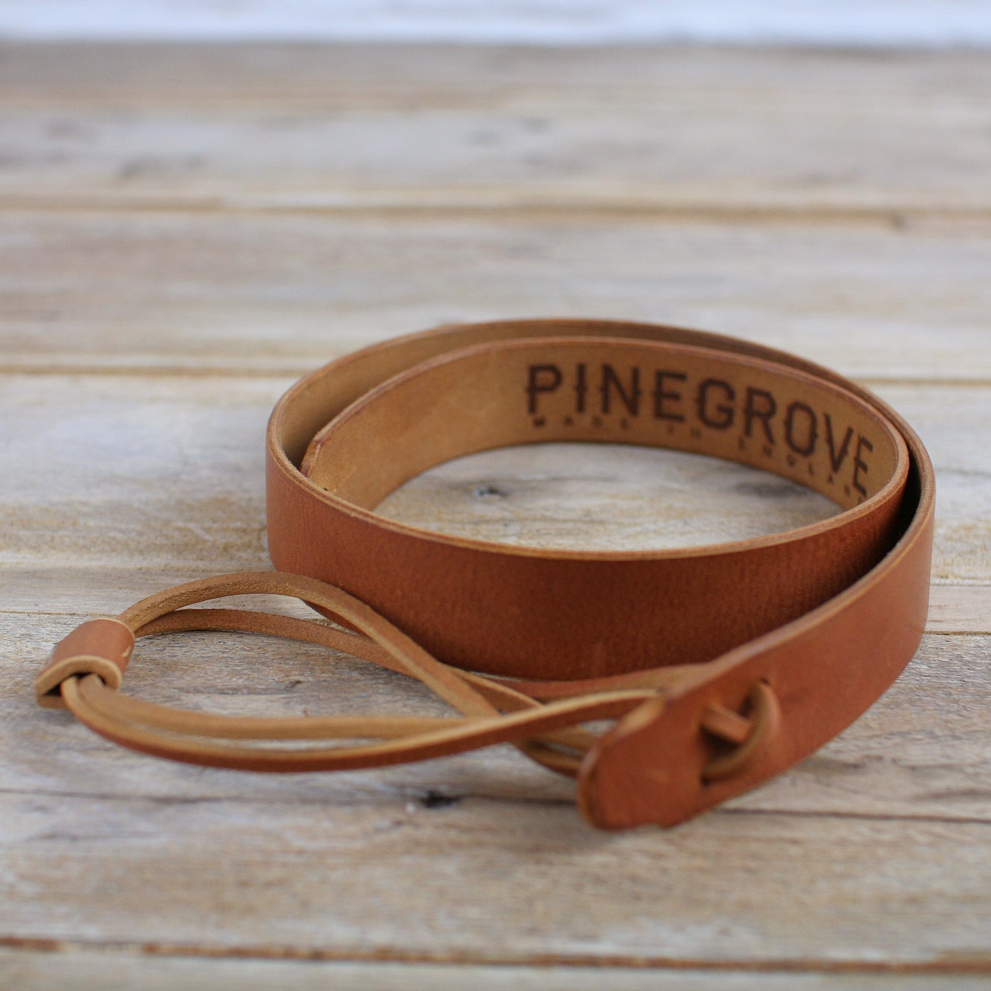 MS50 Leather Mandolin Strap