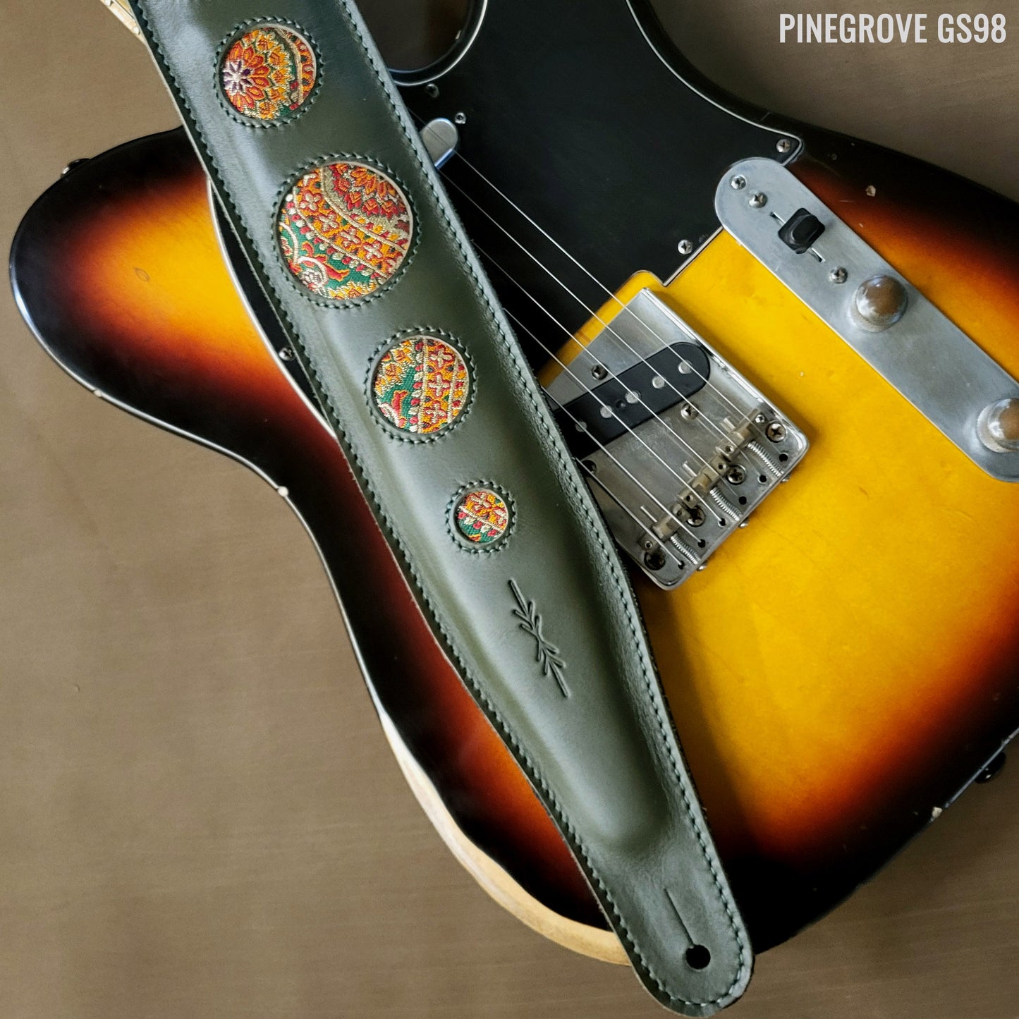 GS98 'Woodstock' Leather Guitar Strap
