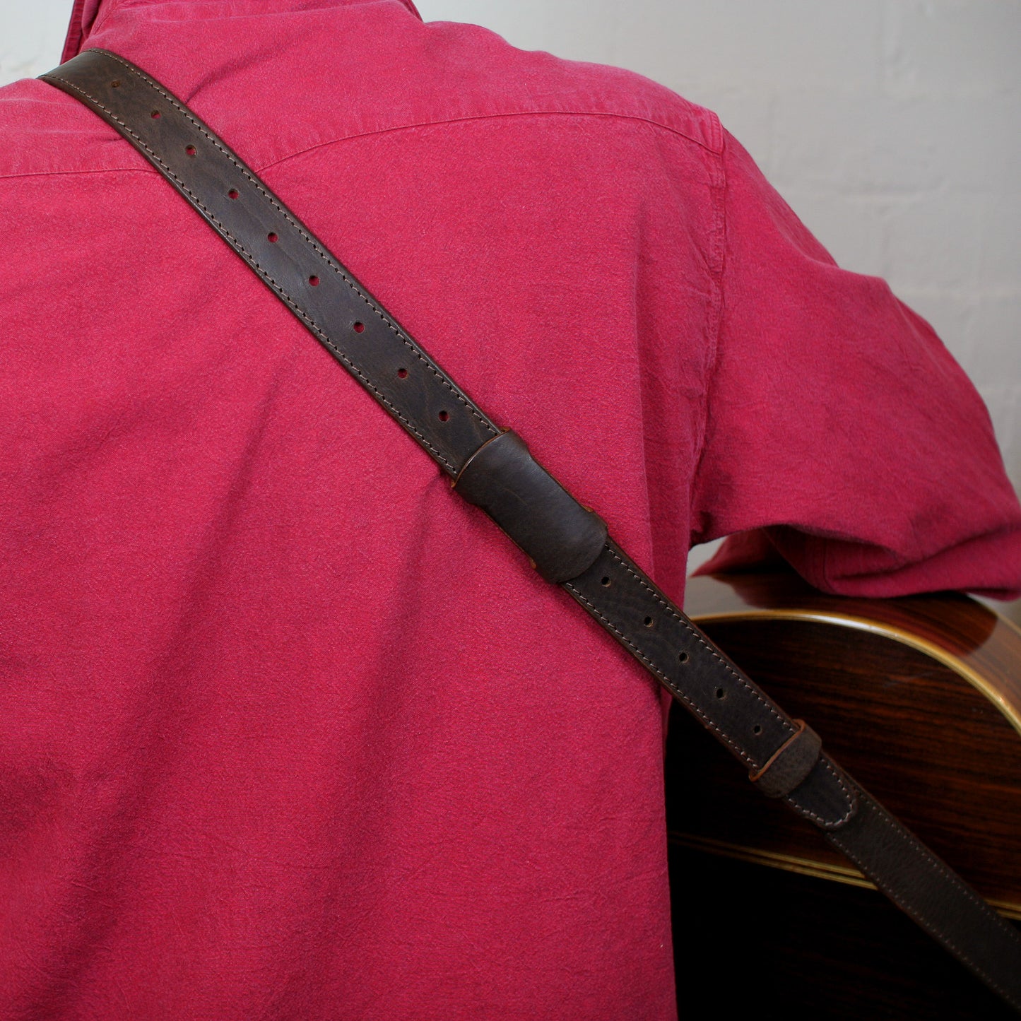 GS55 Slim Leather Guitar Strap
