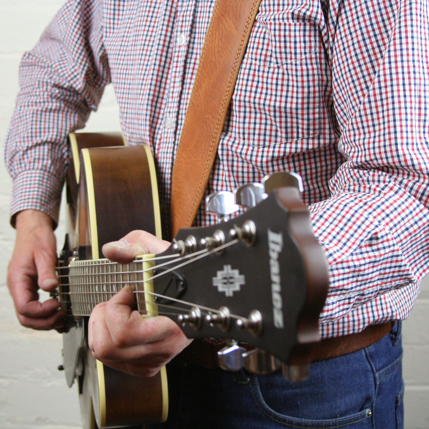GS41 Solid Leather Guitar Strap